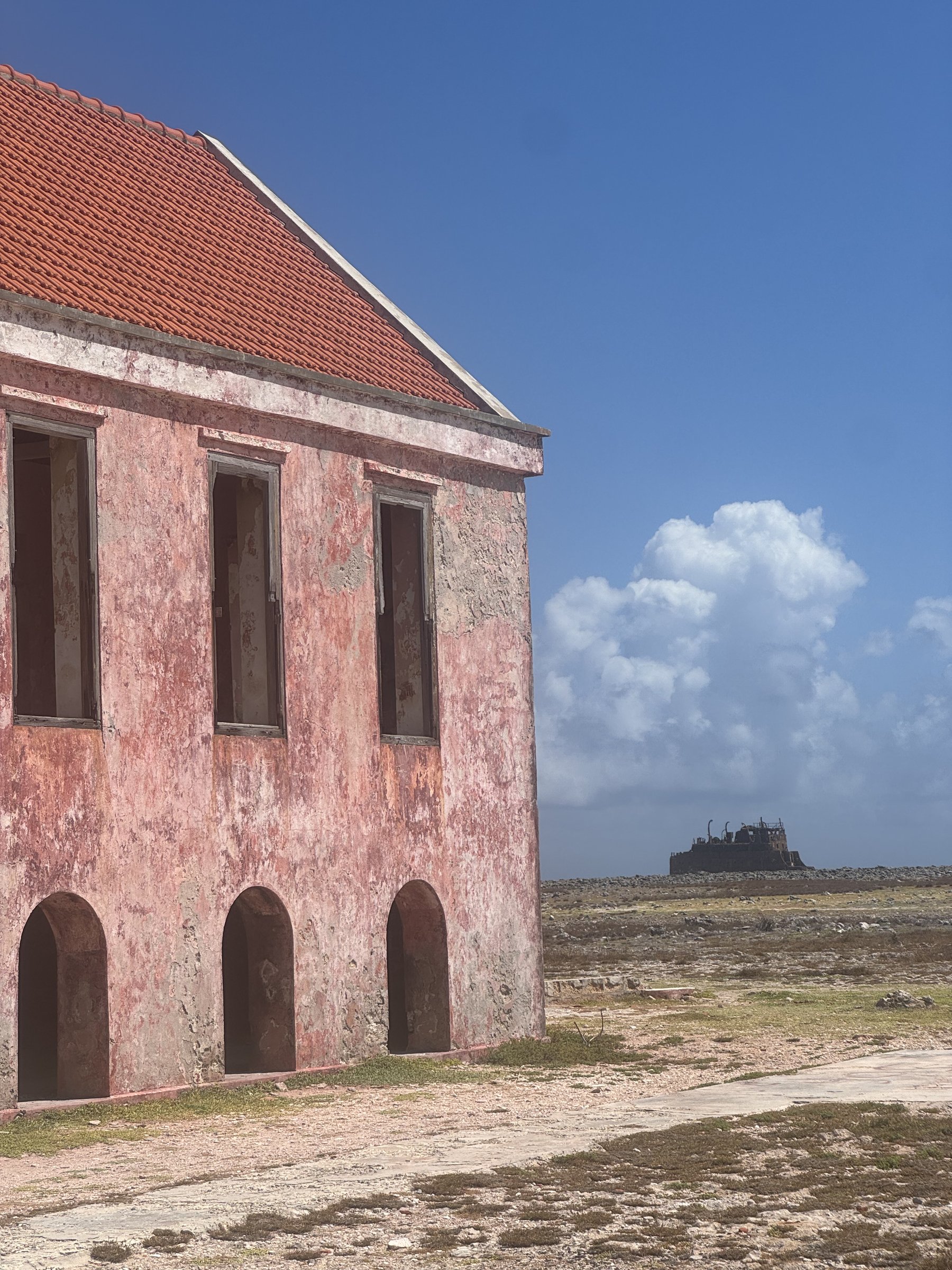 Klein Curaçao vuurtoren met scheepswrak